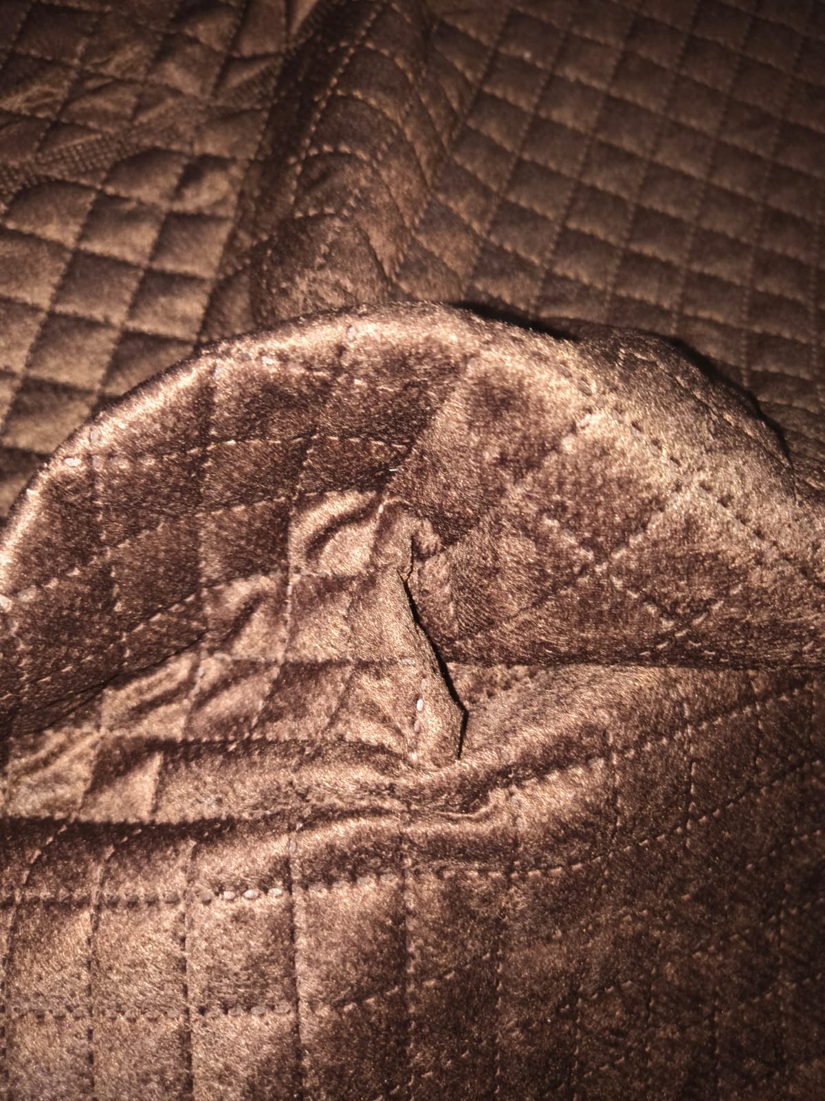 Zestrex Premium 16 pcs sofa + 5 pcs cushion quillted solid plain brown set  covers including armrest covers .
